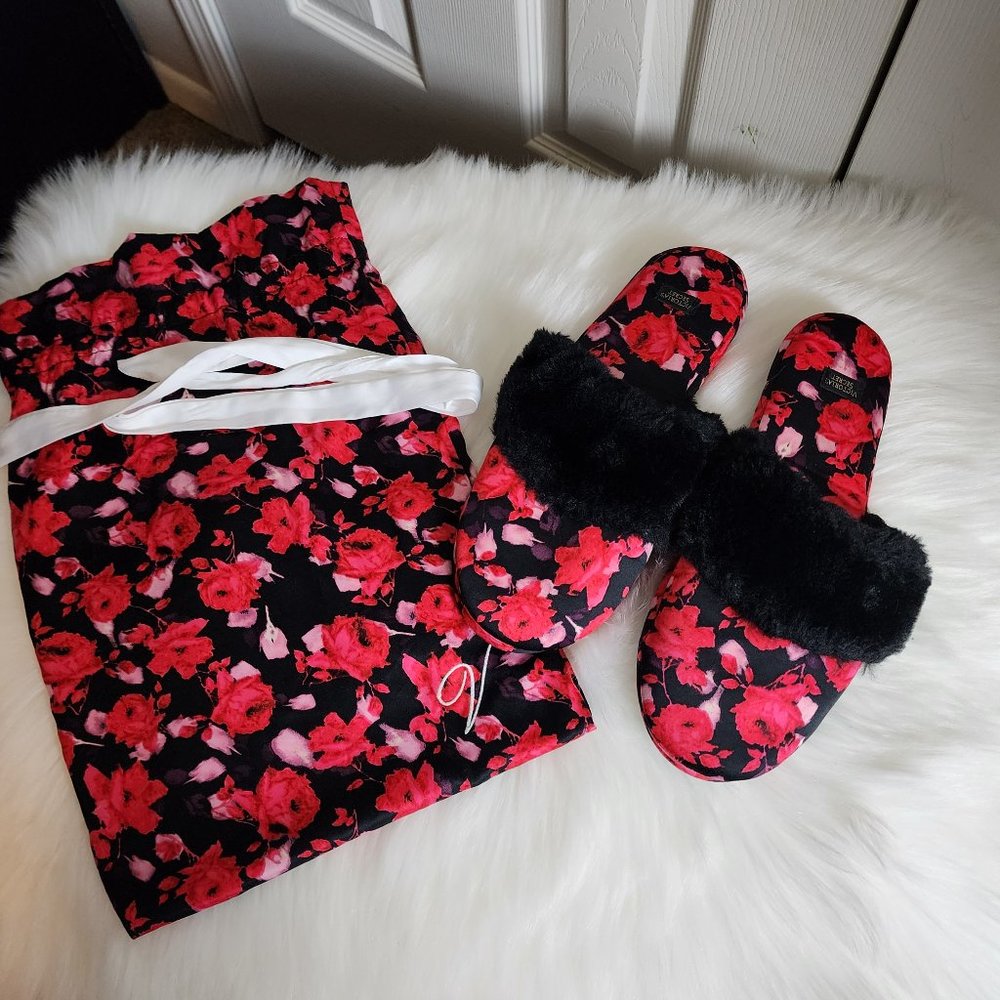 Victoria Secret Floral Slippers w/ Fur